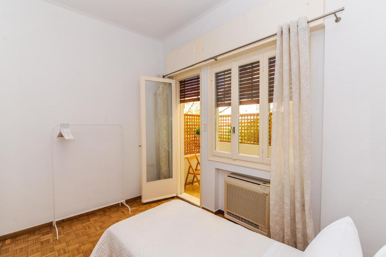 The Elegant. Spacious City Center Apartment. كاندية المظهر الخارجي الصورة